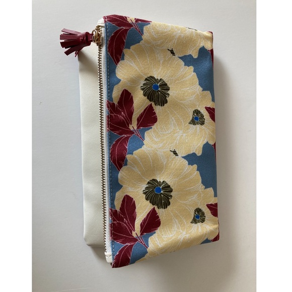 Rachel Pally Handbags - Rachel Pally cream & floral reversible canvas clutch Handbag OS